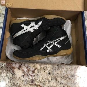 Like New Kids Matflex Wrestling Shoe- Size 11